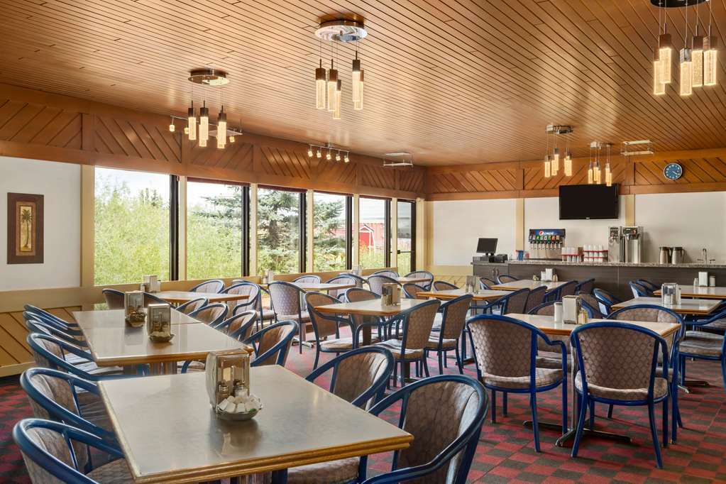 Travelodge Hanna Canada Grey Εστιατόριο φωτογραφία